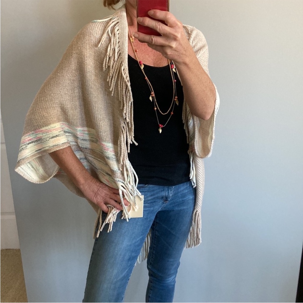 Tan Fringed Sweater Kimono/Wrap - Picture 3 of 9